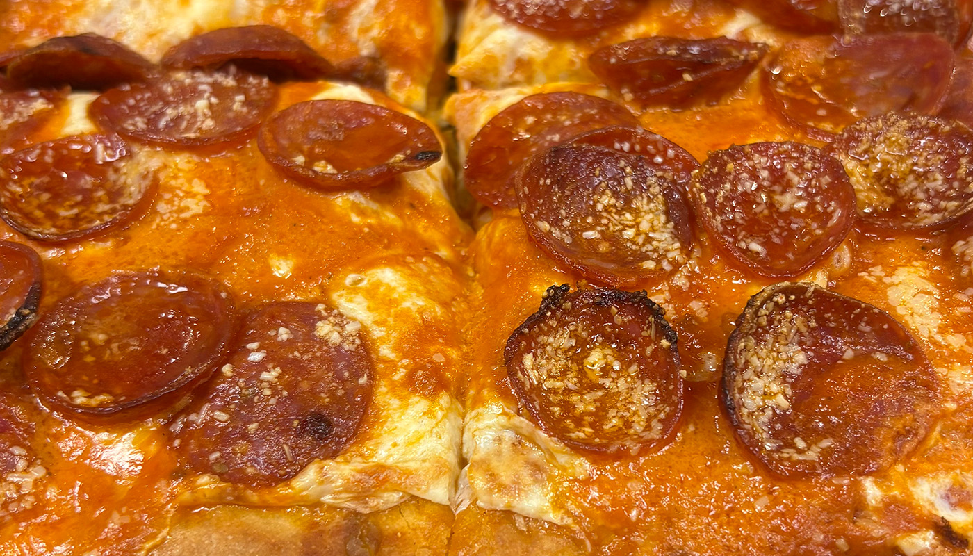 SPICY HONEY VODKA PIZZA image